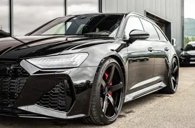 Audi RS6 Avant 4.0 TFSI V8 — 600 ch, break de prestige dynamique, 75'000 km — rear view