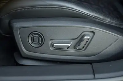Audi RS6 Avant 4.0 TFSI V8 — 600 ch, break de prestige dynamique, 75'000 km — Thumbnail 15