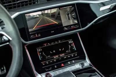 Audi RS6 Avant 4.0 TFSI V8 — 600 ch, break de prestige dynamique, 75'000 km — Thumbnail 25