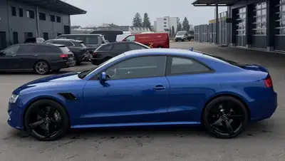 Audi RS5 4.2 V8 — Coupé sportif haute performance, 450 ch authentiques — fianco