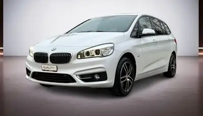 BMW 220 Gran Tourer — Monospace 7 places, navigation et entretien irréprochable — vista esterna
