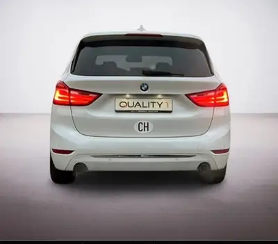 BMW 220 Gran Tourer — Monospace 7 places, navigation et entretien irréprochable — vista posteriore