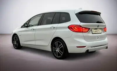 BMW 220 Gran Tourer — Monospace 7 places, navigation et entretien irréprochable — cruscotto