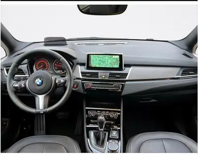 BMW 220 Gran Tourer — Monospace 7 places, navigation et entretien irréprochable — Miniatura 8