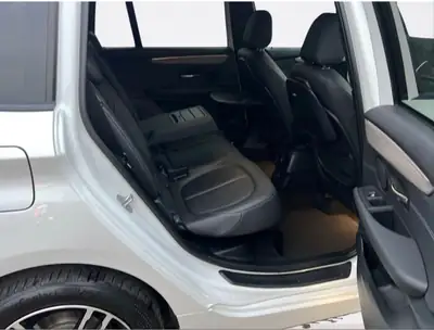 BMW 220 Gran Tourer — Monospace 7 places, navigation et entretien irréprochable — Miniatura 15