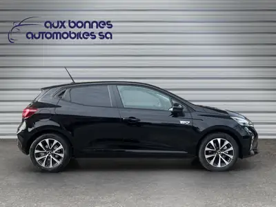 Mitsubishi Colt 1.6 HEV Invite+ — Hybride compact suisse, quasi neuf — détail