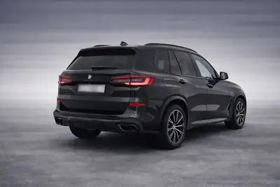 BMW X5 xDrive M50i Steptronic — SUV prestige 530 ch, faible kilométrage — rear view