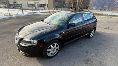 Audi A3 Sportback 1.9 TDI Attraction — Diesel économique, 204'000 km, transmission S-tronic — vista posteriore
