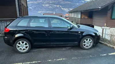 Audi A3 Sportback 1.9 TDI Attraction — Diesel économique, 204'000 km, transmission S-tronic — vista esterna