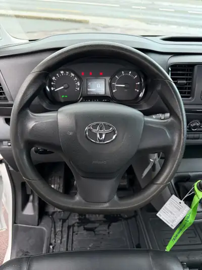 Toyota Proace 2.0D Plateforme Medium — Utilitaire fiable, 33 500 km, sans sinistre — Miniatur 10
