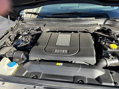 Range Rover 4.4 SDV8 Autobiography — SUV prestige diesel, 70 000 km seulement — Detail