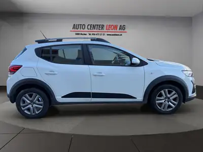 Dacia Sandero Stepway TCe 90 — Petit SUV urbain économique, sans accident — Thumbnail 7
