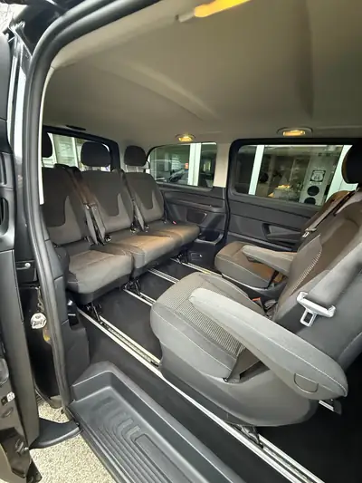 Mercedes-Benz V 250 d – Le monospace premium all-terrain — interior