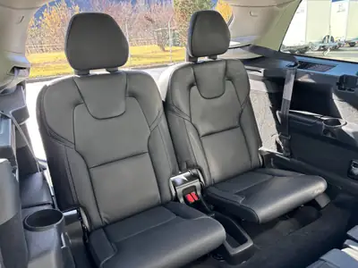 Volvo XC90 B6 Mild Hybrid — Le SUV 7 places alliant luxe nordique et efficacité énergétique — Miniatur 10