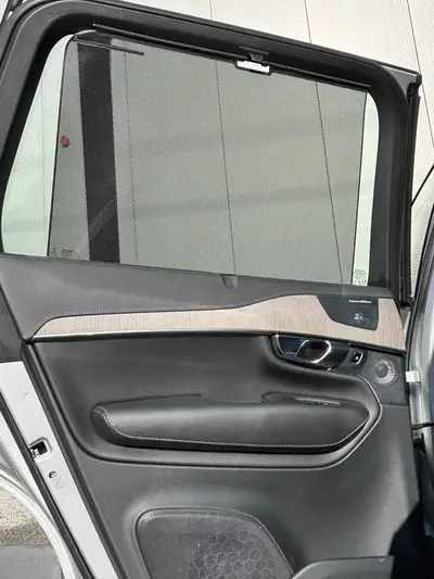 Volvo XC90 B6 Mild Hybrid — Le SUV 7 places alliant luxe nordique et efficacité énergétique — Miniatur 14