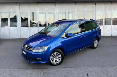 VW Sharan 2.0 TDI BMT Highline 4Motion — Monospace familial robuste, sans sinistre — exterior view