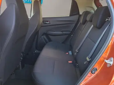 Suzuki Swift 1.4 T Sport Compact Top Hybrid — Citadine économe et dynamique de 2023 — Thumbnail 9