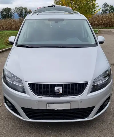 SEAT Alhambra 1.4 TSI Style Eco — Monospace 7 places avec toit panoramique ouvrant — side view
