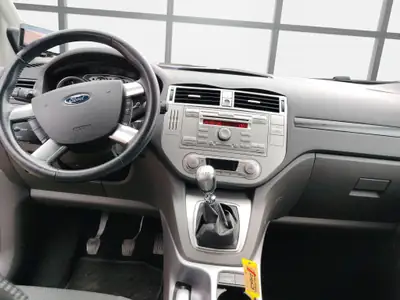 Ford Kuga 2.0 TDCi Carving — SUV diesel robuste, entretien à jour et sans sinistre — Miniatura 12