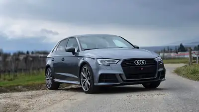 Audi A3 Sportback 2.0 TFSI Sport quattro — Performance et quattro intégral, 146'000 km — Miniature 7