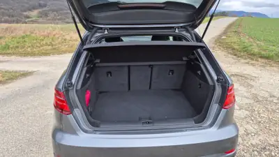 Audi A3 Sportback 2.0 TFSI Sport quattro — Performance et quattro intégral, 146'000 km — Miniature 12