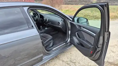 Audi A3 Sportback 2.0 TFSI Sport quattro — Performance et quattro intégral, 146'000 km — Miniature 14