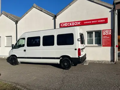Renault Master T35-115 2.5 dCi — Minibus 9 places polyvalent, parfait pour transport et logistique — arrière