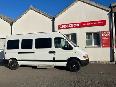 Renault Master T35-115 2.5 dCi — Minibus 9 places polyvalent, parfait pour transport et logistique — côté