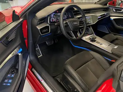 Audi A7 Sportback 55 TFSI Quattro — Berline de luxe hybride, 163'000 km, équipée Matrix LED — tableau de bord