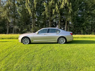 BMW 730d xDrive — Berline de prestige diesel, entretien gratuit jusqu'en 2027 — Armaturenbrett