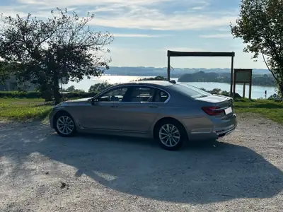 BMW 730d xDrive — Berline de prestige diesel, entretien gratuit jusqu'en 2027 — Innenraum