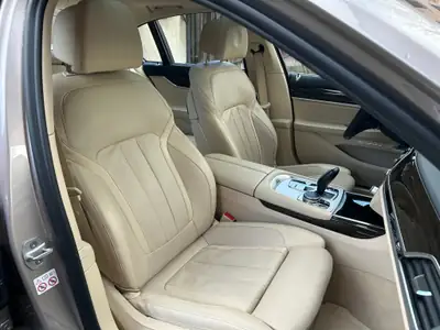 BMW 730d xDrive — Berline de prestige diesel, entretien gratuit jusqu'en 2027 — Miniatur 8