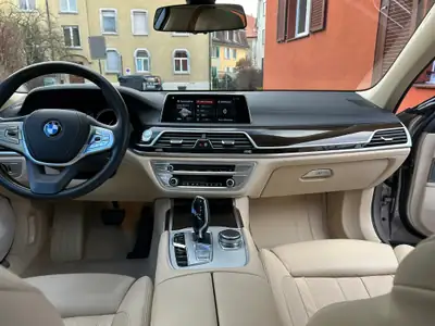 BMW 730d xDrive — Berline de prestige diesel, entretien gratuit jusqu'en 2027 — Miniatur 9