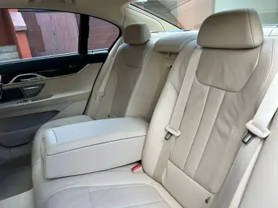 BMW 730d xDrive — Berline de prestige diesel, entretien gratuit jusqu'en 2027 — Miniatur 11