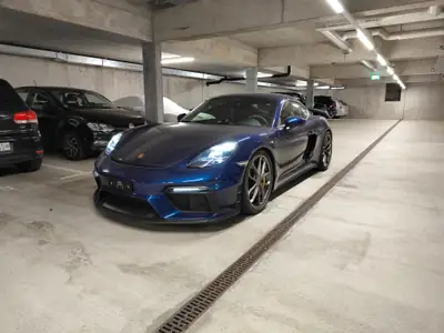 Porsche 718 Cayman GT4 — Coupé sportif 420 ch, boîte manuelle, 41 500 km — Außenansicht
