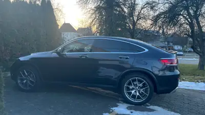 Mercedes-Benz GLC Coupé 220 d AMG Line — SUV élégant 4Matic, 70'000 km — vista posteriore