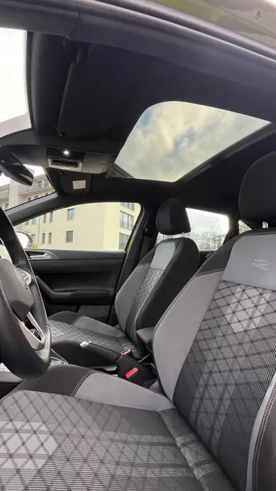 VW Taigo 1.5 TSI R-Line — SUV compact dynamique, toit panoramique, 58'000 km — Miniature 8