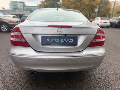Mercedes-Benz CLK 240 Élégance — Coupé sportif 2003, état impeccable, sans sinistre — intérieur