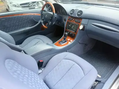 Mercedes-Benz CLK 240 Élégance — Coupé sportif 2003, état impeccable, sans sinistre — Miniature 7