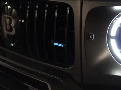 Mercedes-Benz G 63 AMG Brabus 700 — SUV légendaire, performances extrêmes — Miniature 7