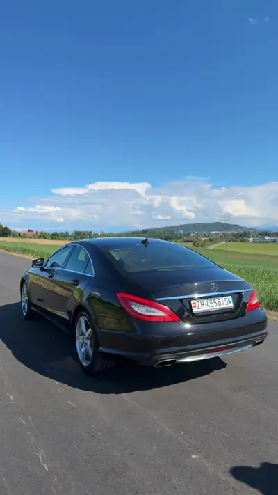 Mercedes-Benz CLS 350 — Berline coupé élégante, pack AMG et grand entretien réalisé — Miniatur 9