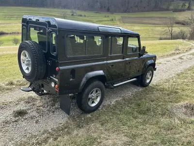 Land Rover Defender 7 places — SUV robuste diesel, techniquement restauré — Miniatura 10
