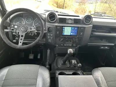 Land Rover Defender 7 places — SUV robuste diesel, techniquement restauré — Miniatura 11
