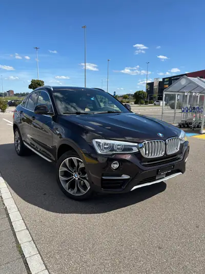BMW X4 xDrive 30d xLine — SUV coupé premium diesel, entretien BMW, état impeccable — vue extérieure