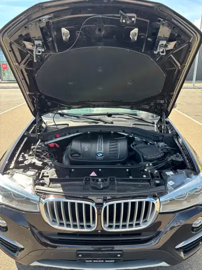 BMW X4 xDrive 30d xLine — SUV coupé premium diesel, entretien BMW, état impeccable — Miniature 19