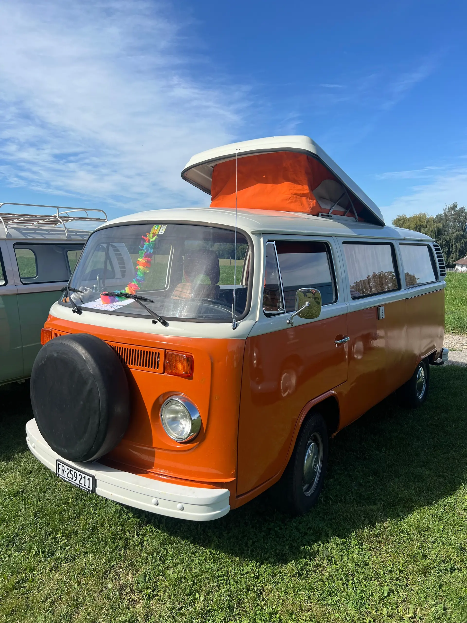 VW T2 B Westfalia 1975 — Emblématique camping-car rétro, moteur fiable — Außenansicht