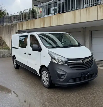 Opel Vivaro 1.6 BiTurbo CDTI — Utilitaire robuste, 147 000 km, sans sinistre — vue extérieure