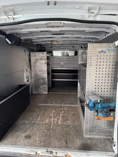 Opel Vivaro 1.6 BiTurbo CDTI — Utilitaire robuste, 147 000 km, sans sinistre — détail