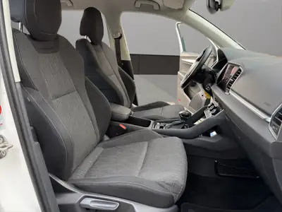 Skoda Karoq 2.0 TDI 150 ch — SUV 4x4 robuste, attelage et caméra — Miniature 17