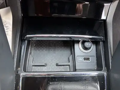 Skoda Karoq 2.0 TDI 150 ch — SUV 4x4 robuste, attelage et caméra — Miniature 22